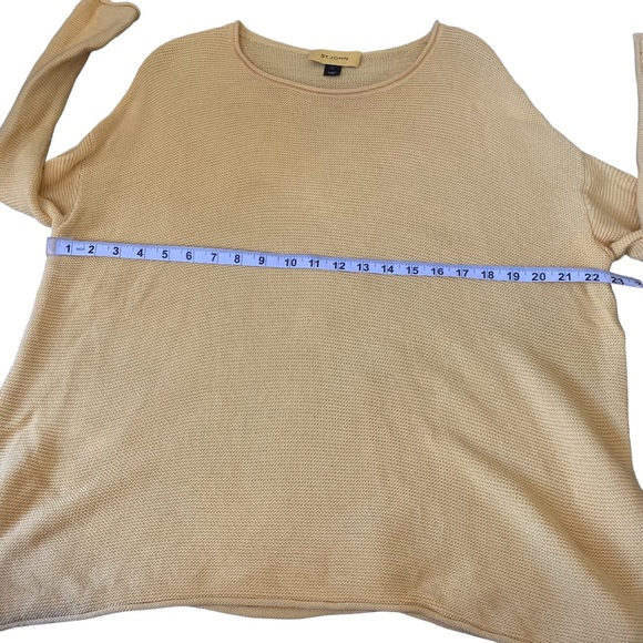 ST. JOHN Yellow Label Wool Blend Oversized Knit Sweater Size Medium Long Sleeve - Picture 3 of 10